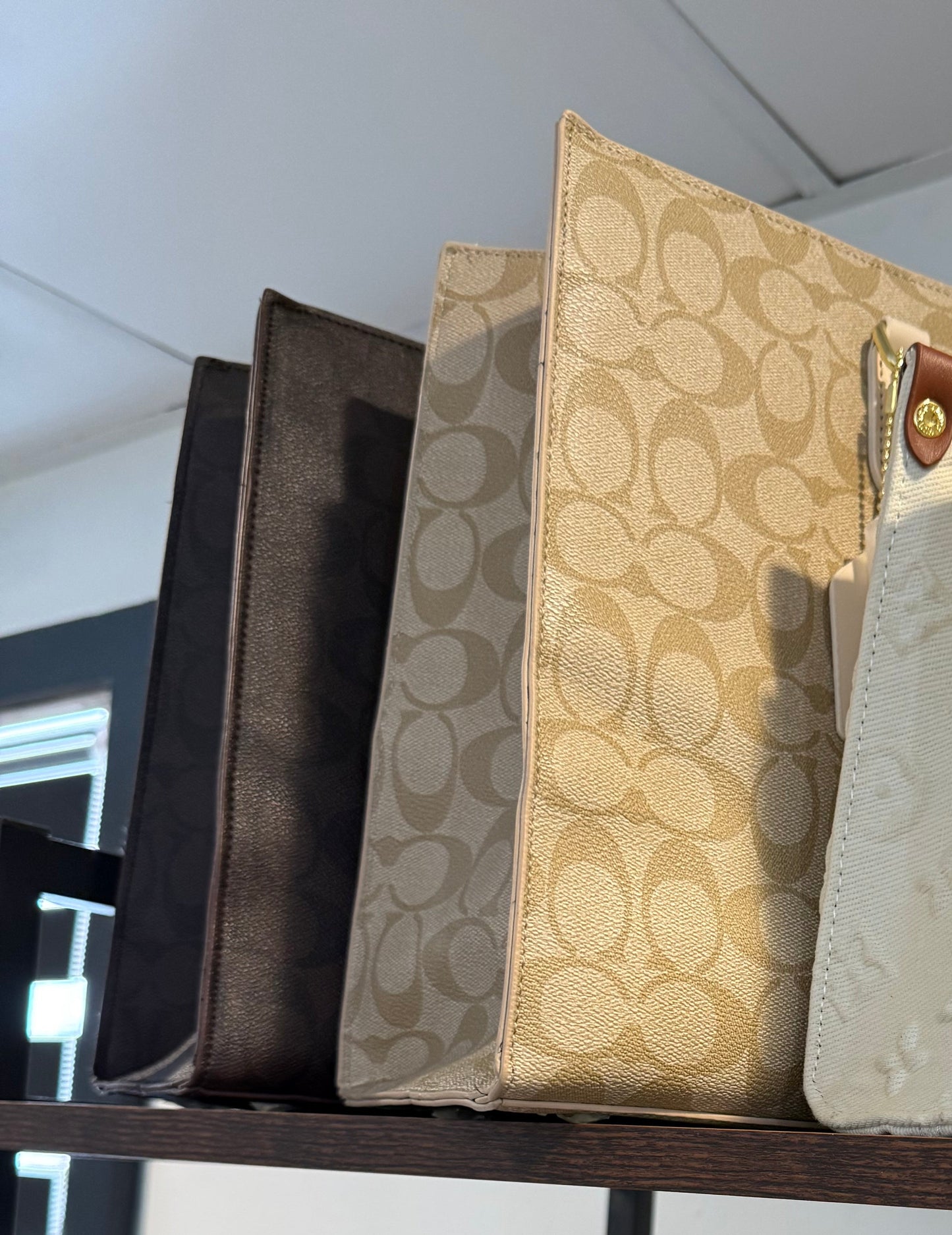 C O A C H purse
