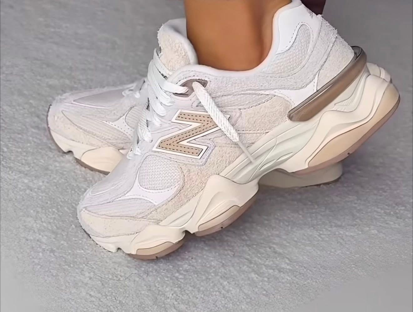 NB 9060 (pre order)