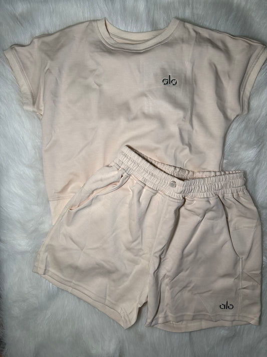A L O 2 piece set