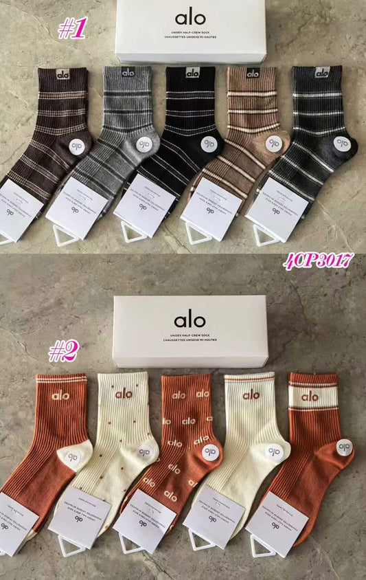 A l o sock set (pre order)