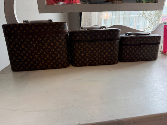LV Hard makeup bags (in stock)