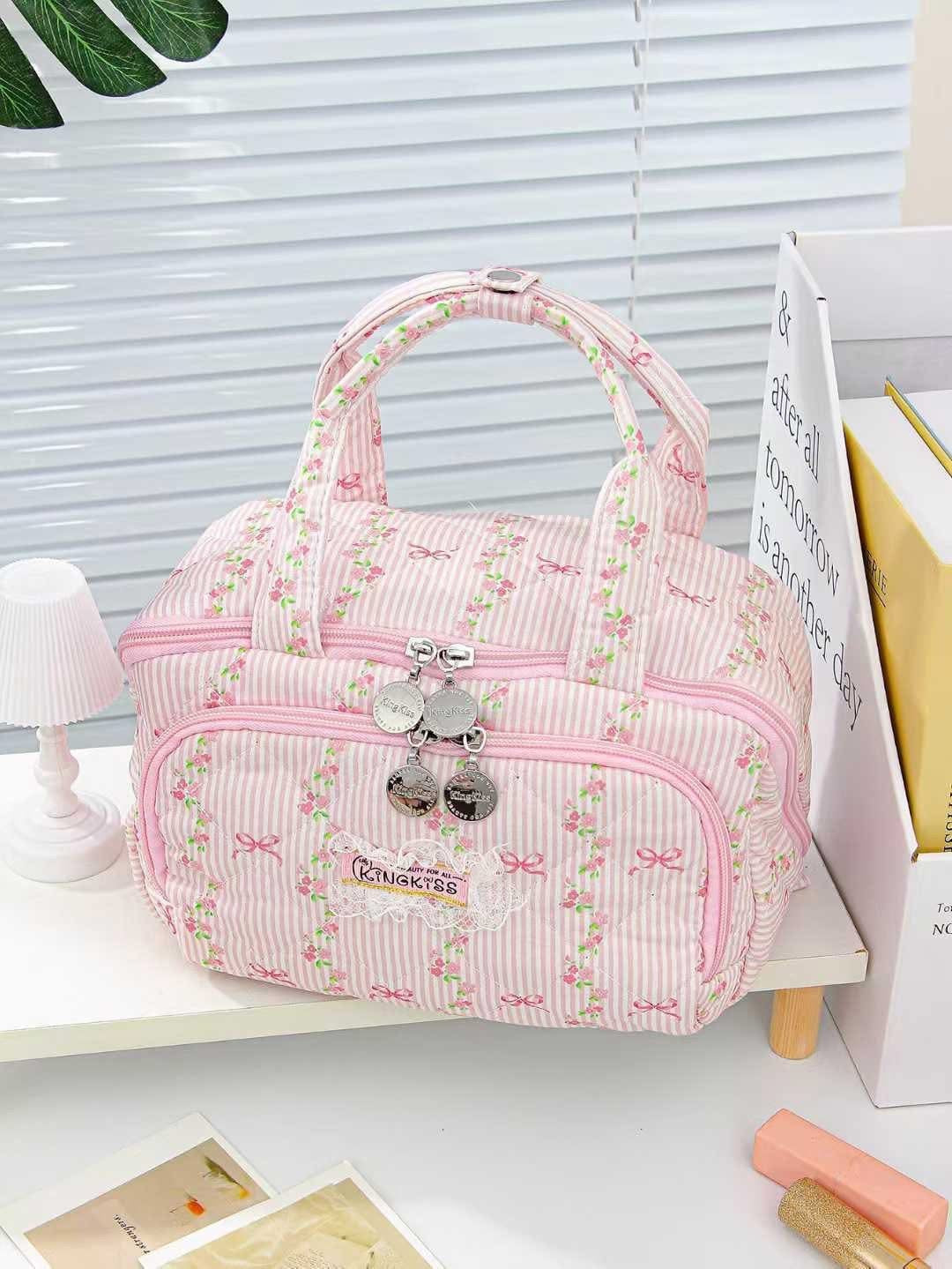 Quilted floral cosmetic bag (in stock )